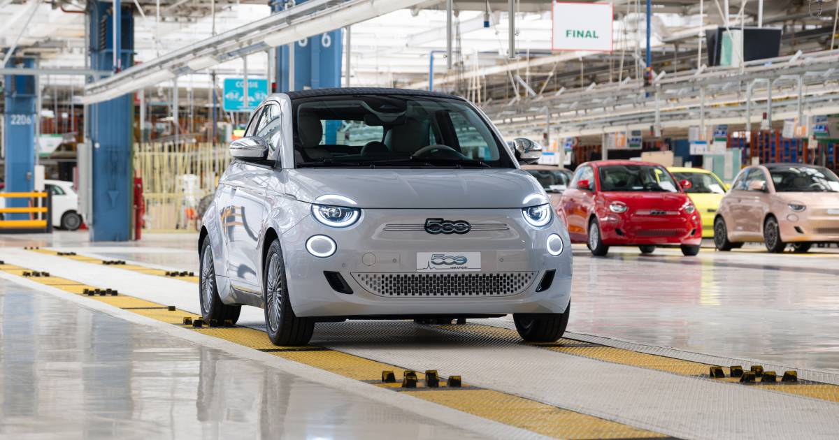 A grey Fiat 500e pictured at Fiat's Mirafiori factory